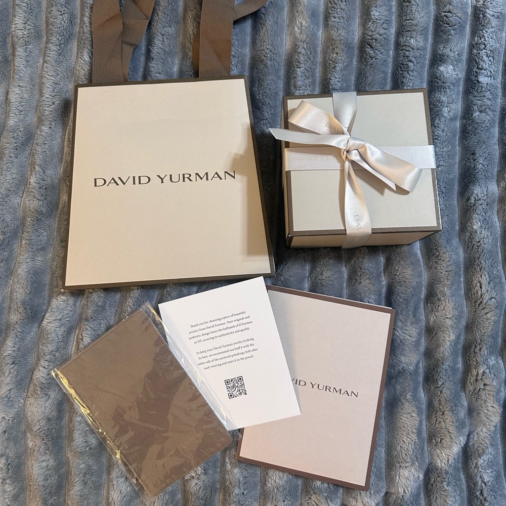 David Yurman Box and pouch
